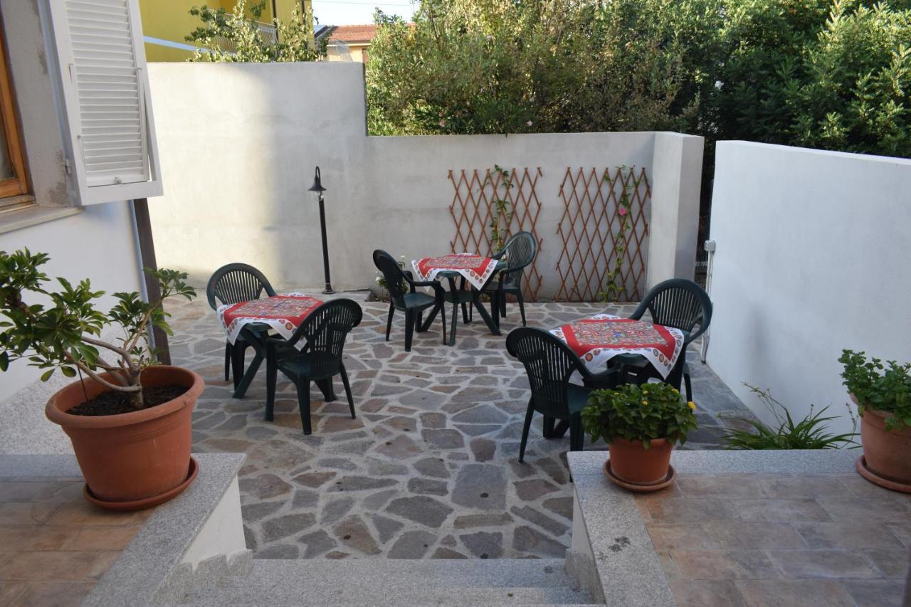 A Casa Di Zia Bed and Breakfast Oschiri Eksteriør billede