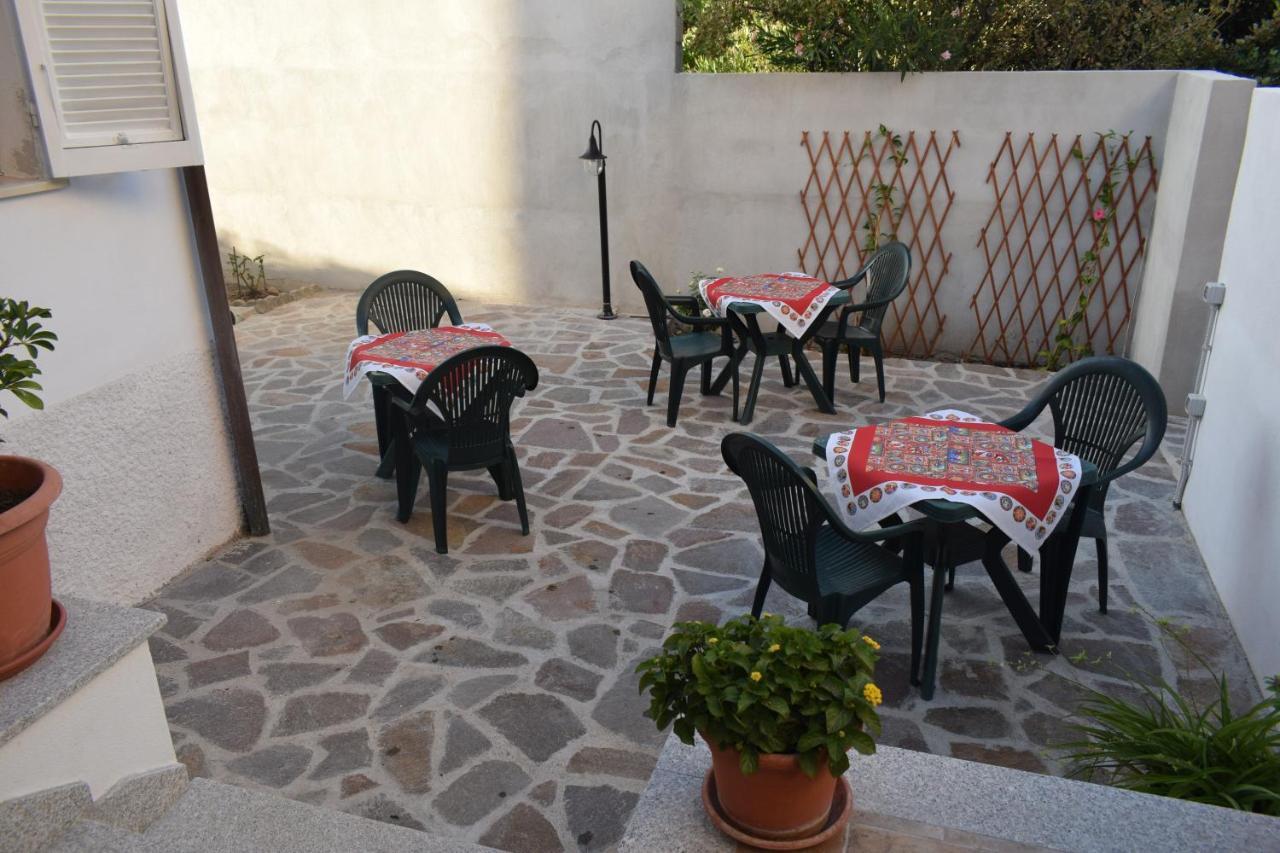 A Casa Di Zia Bed and Breakfast Oschiri Eksteriør billede